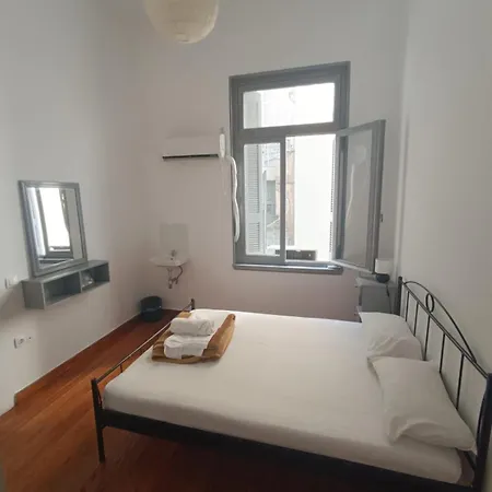 Hostel Dioskouros