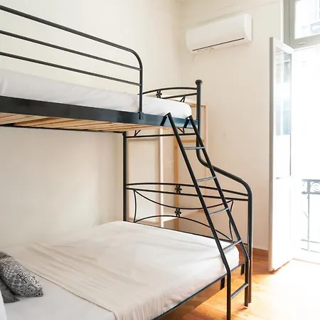 Hostel Dioskouros